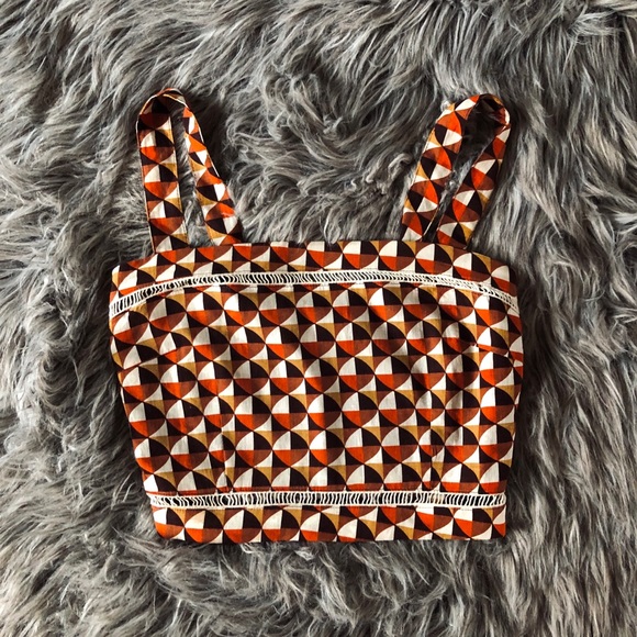 Color-blocked Crop Top - Picture 5 of 5